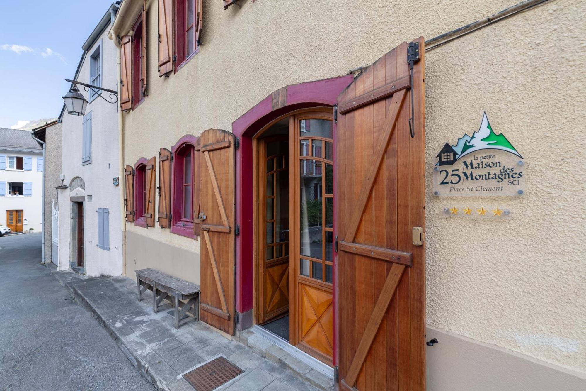 La Petite Maison Des Montagnes *